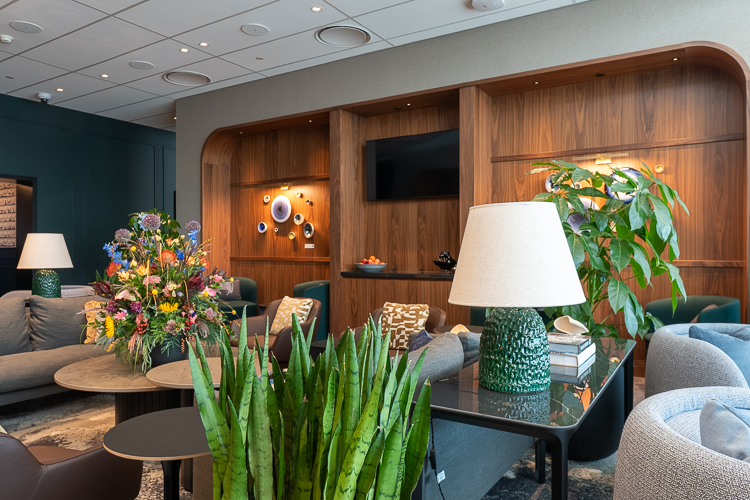 Amex Centurion Lounge Schiphol Couches