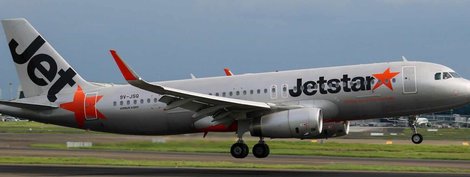 Alaska Airlines Adds Jetstar as Earn-Only Partner — Will Redemptions Follow?