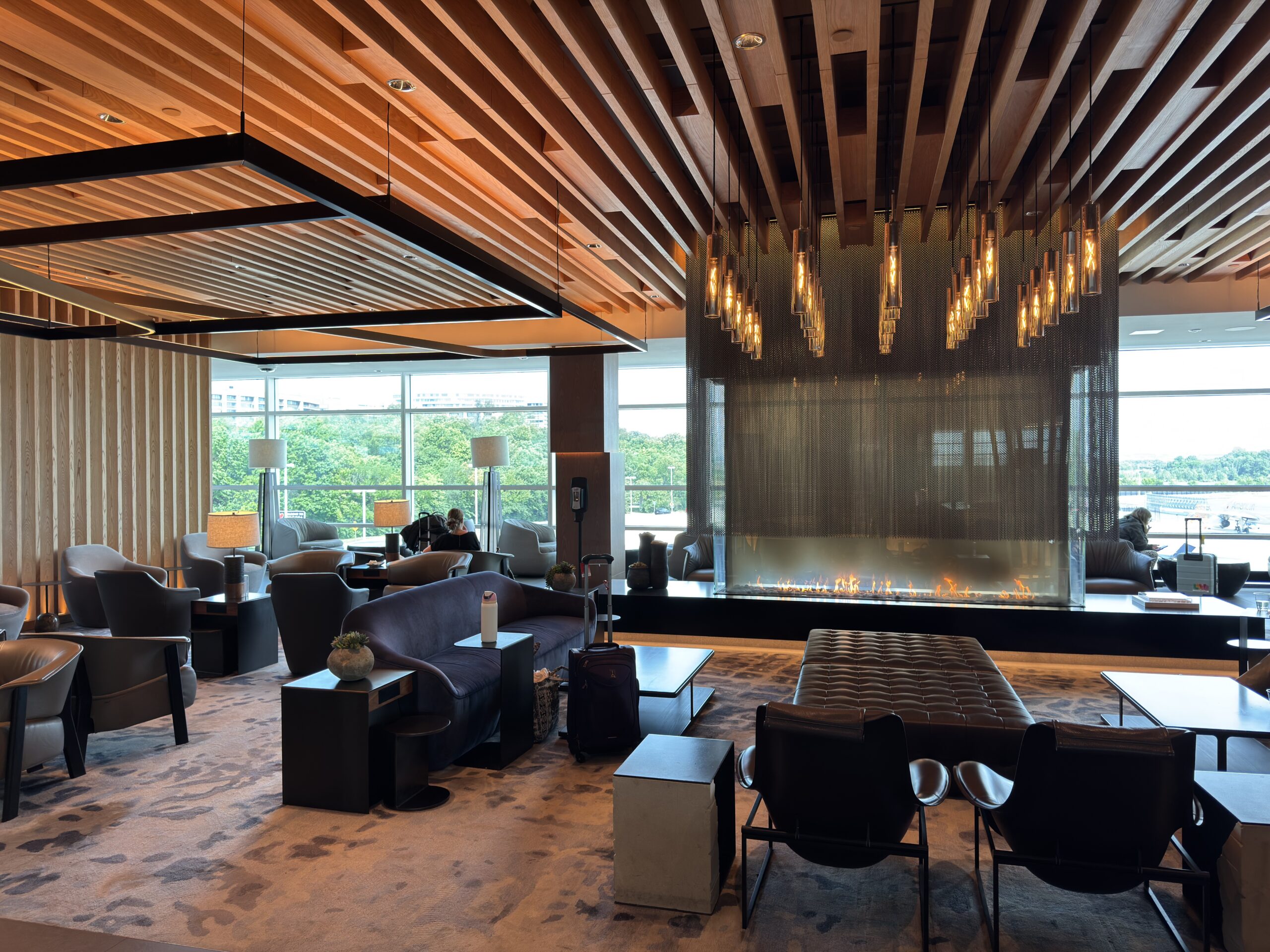 The fireplace at the Admirals Club DCA Concourse E.
